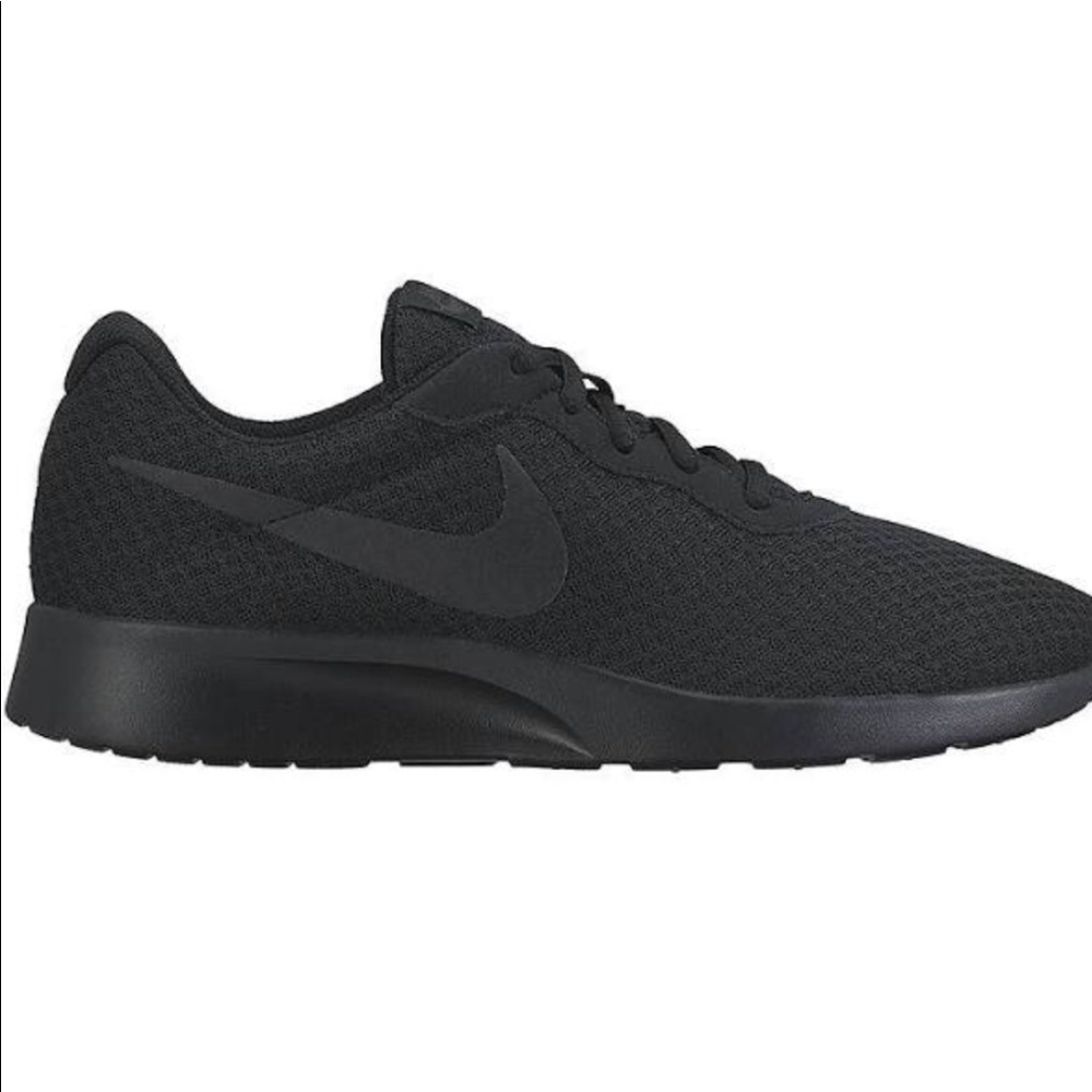FLASH ✨ NIKE Tanjun black